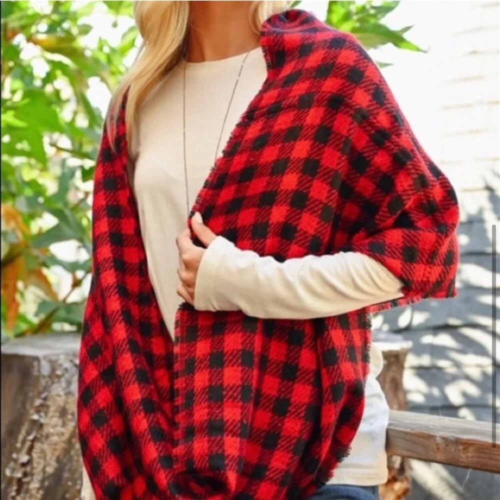Women’s buffalo plaid infinity scarf fall winter trendy scarf - Picture 3 of 4